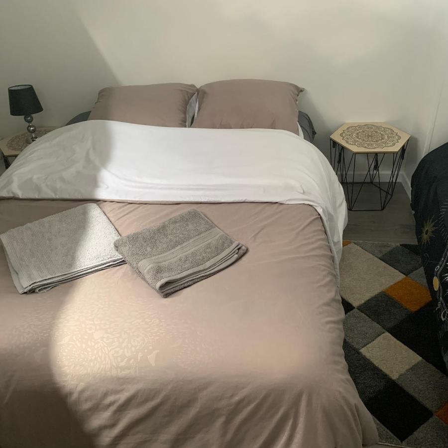 Appartement 4 Personnes Emplacement Ideal Proche Des 24H Et Gare 르망 외부 사진